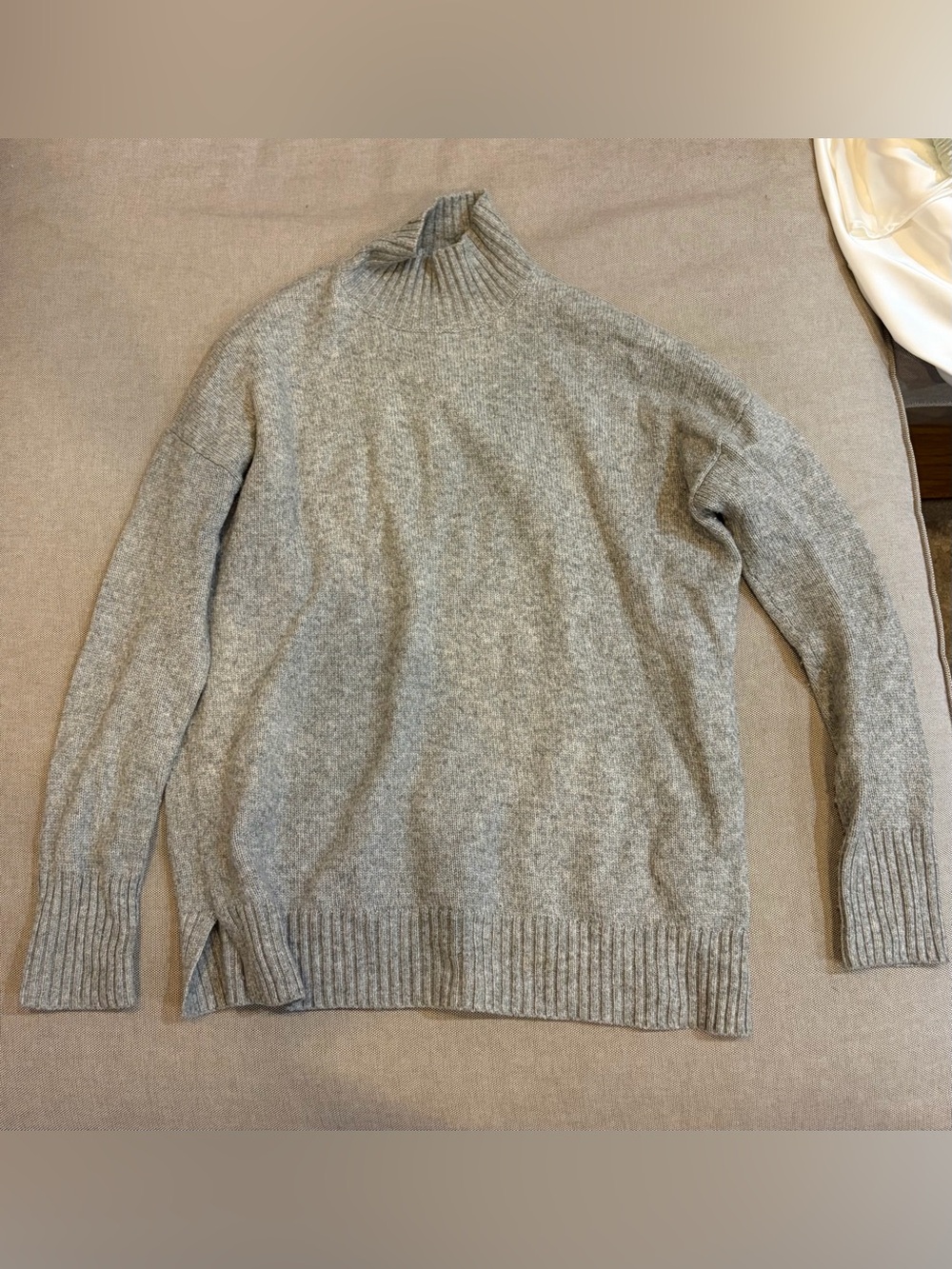 Gap gray turtleneck sweater